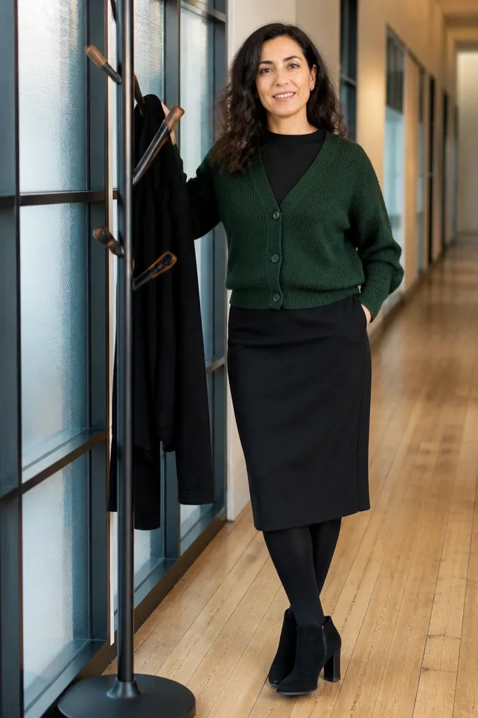 20 Women Winter Outfits for Work That Feel Cozy